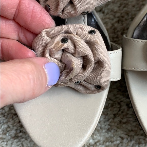 🛍 Vera Wang Stilettos-Like New Condition - Picture 3 of 7